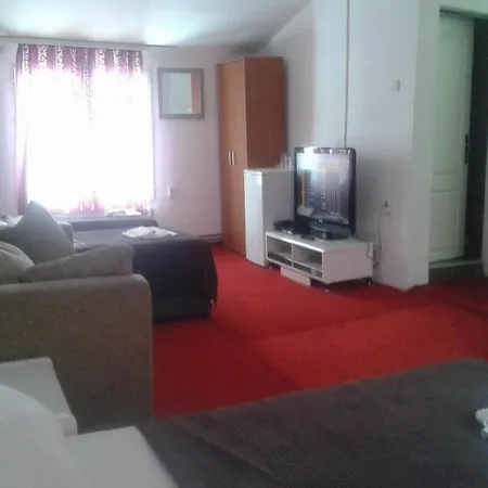 Gros - Hotel Leskovac (Jablanica)