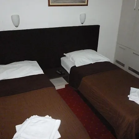 Hotel Gros - Leskovac 2*