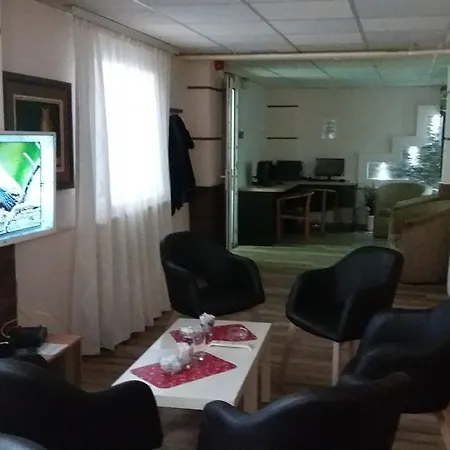 Hotel Gros - Leskovac 2*